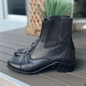 Ariat Black Leather Equestrian Boots